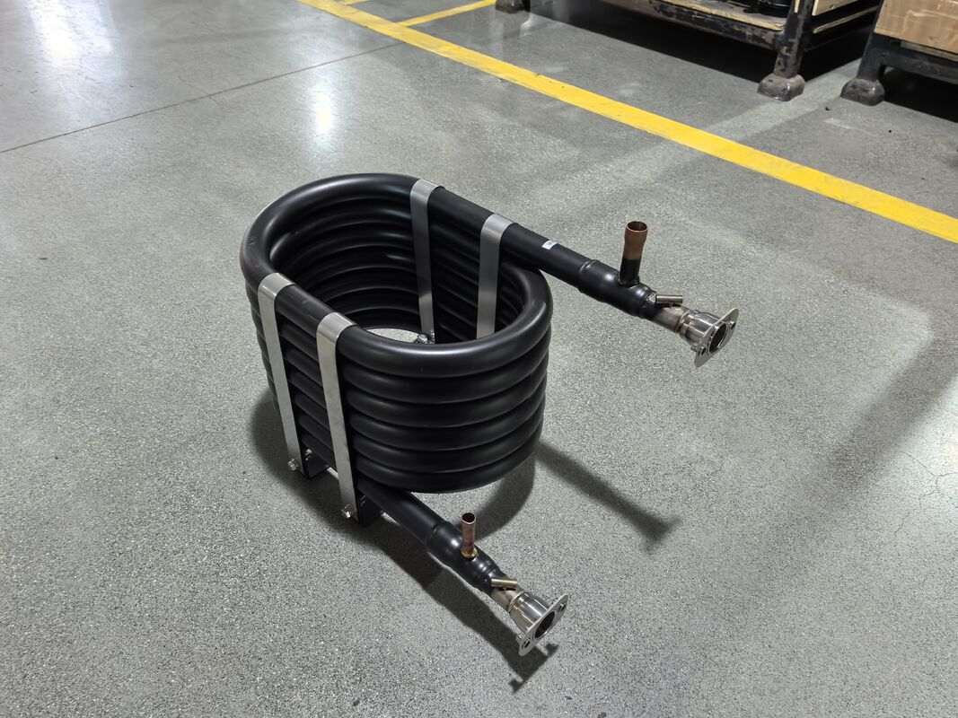 R134a Intercambiador de calor coaxial de tipo refrigerante com tinta antirruda prateada preta e pressão de água de 1,0 MPa Ideal para sistemas HVAC