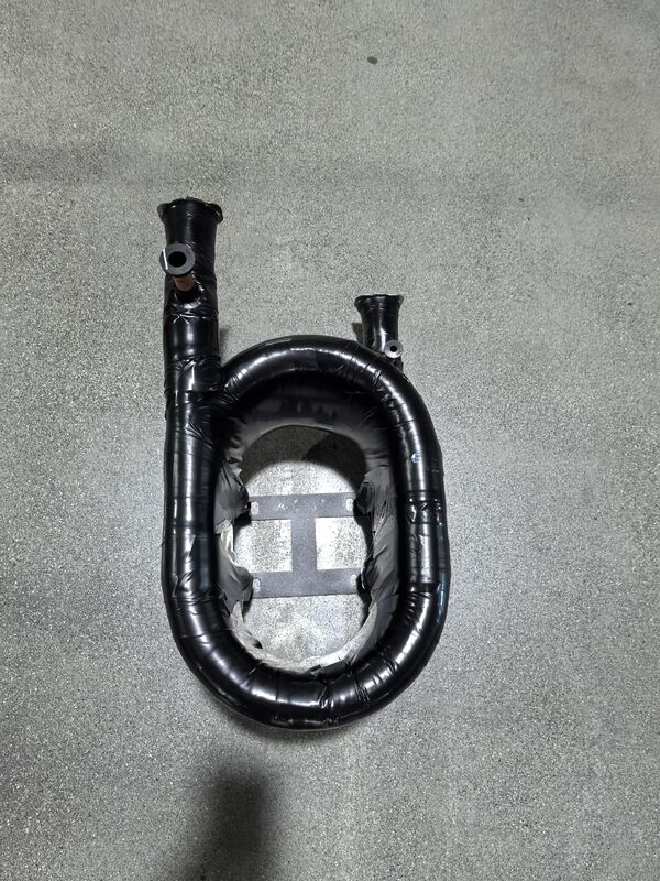 Trocador de calor coaxial de tubo de cobre de aço inoxidável HVAC concebido para solução de transferência de calor de água a pressão de trabalho máxima de 8 bar