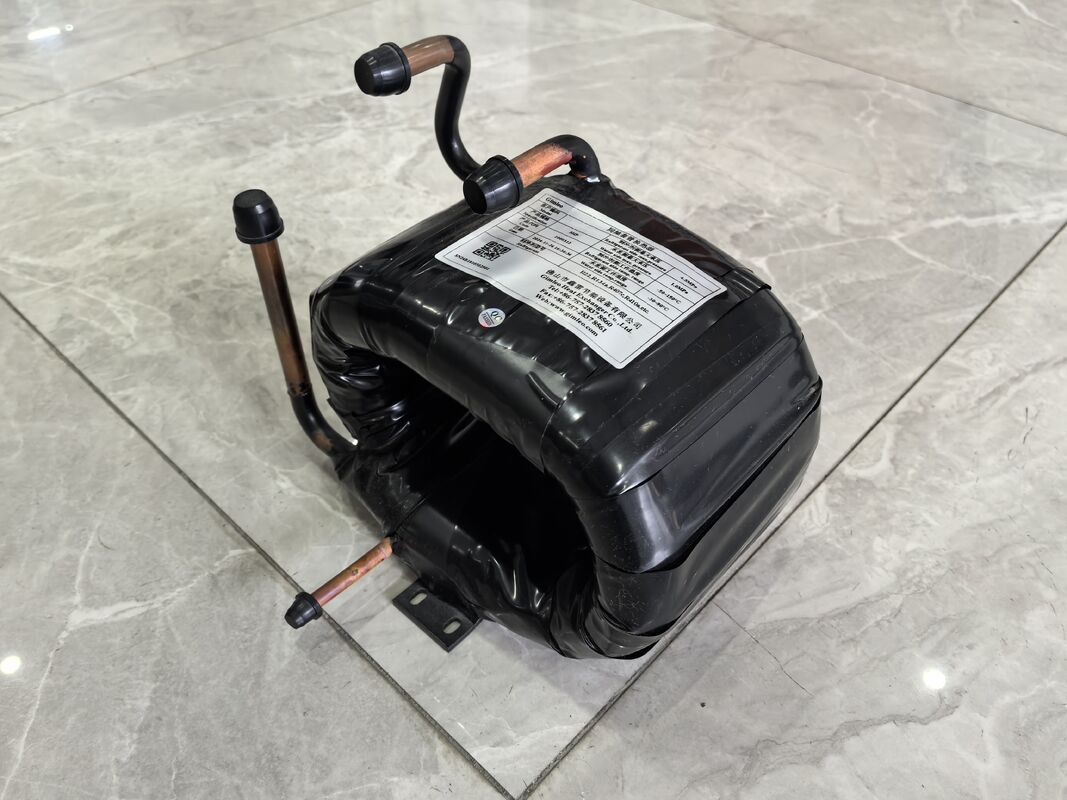 Pressão de água 1.0Mpa Trocador de calor coaxial oferecendo espessura da parede do tubo 1,2 a 2,0 mm e orientação vertical ou horizontal da instalação para resfriamento