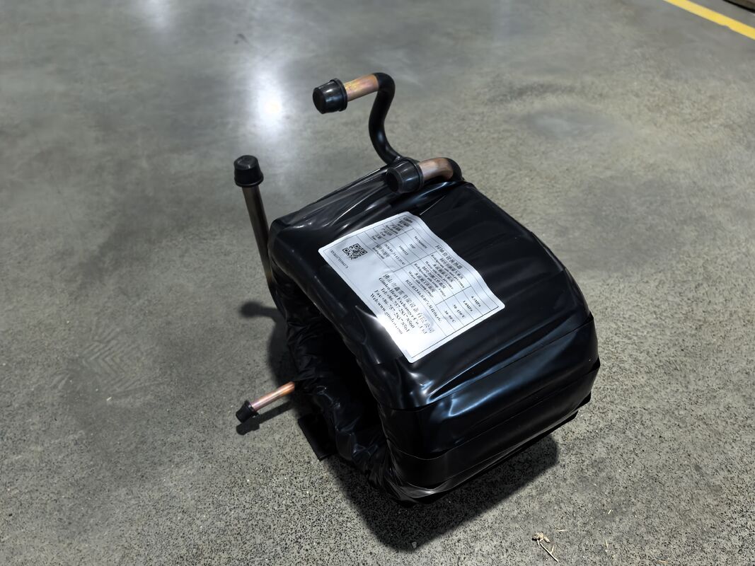 Comprimento do tubo de 2 a 10 M Condensador de bomba de calor Incorporando tubo em trocador de calor de tubo Adequado para sistemas comerciais de HVAC