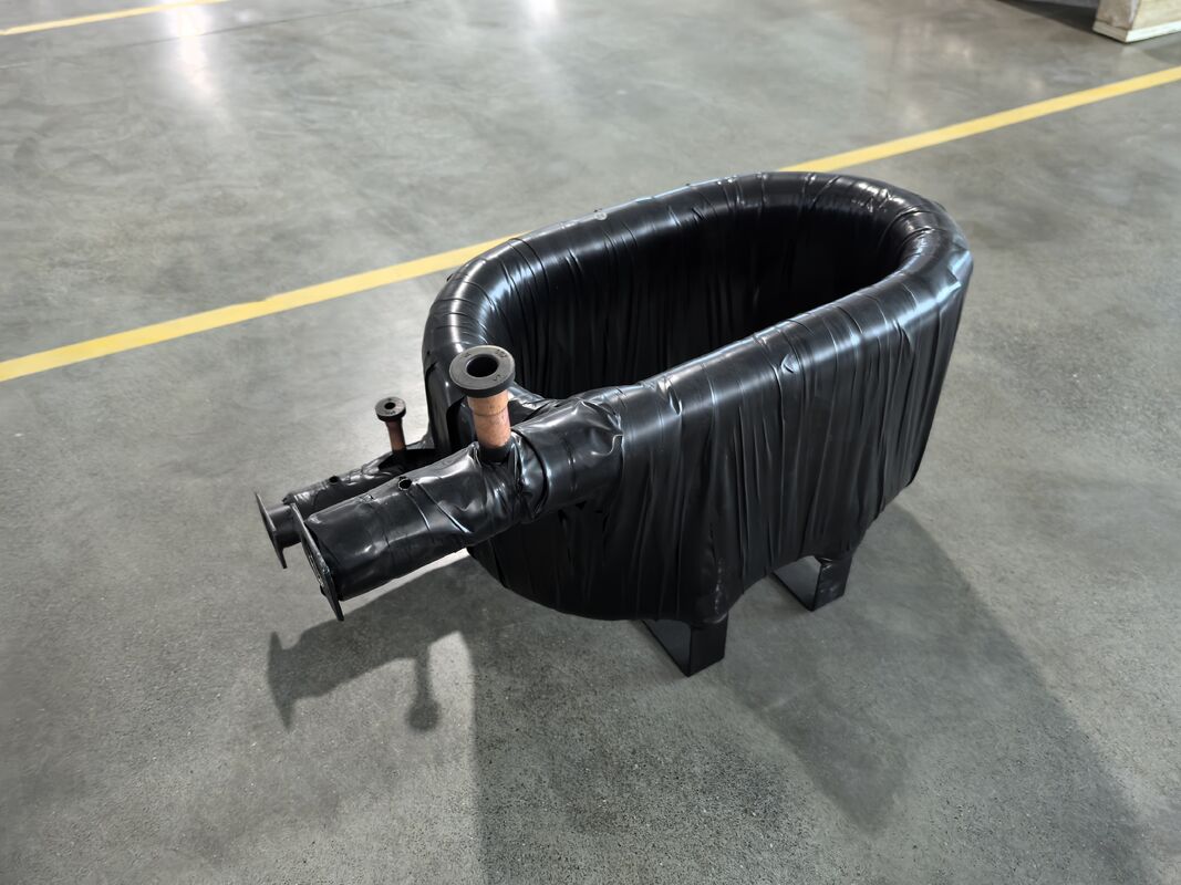 Intervalo de temperatura de funcionamento -50 °C a 150 °C Trocador de calor coaxial com altura de 120 a 1000 mm e largura de 140 mm para gestão térmica