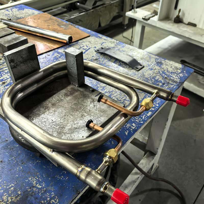 Tubo de trocador de calor de tubo com pressão máxima do lado da água de 1,0 MPA, tubo externo de titânio TA1 para instalação vertical ou horizontal